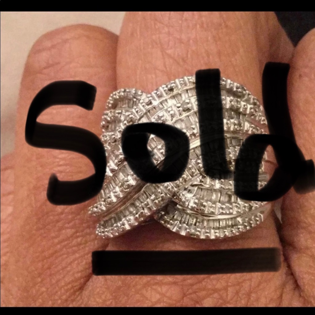 100 Real Diamond Ring 200$